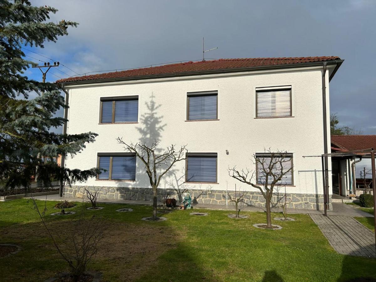 Apartman Pohoda Vsemyslice Bagian luar foto